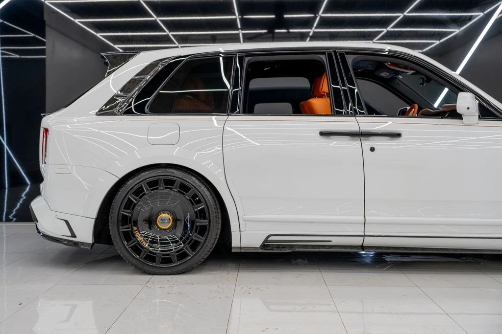 2024 Rolls-Royce Cullinan - Image 10 of 21