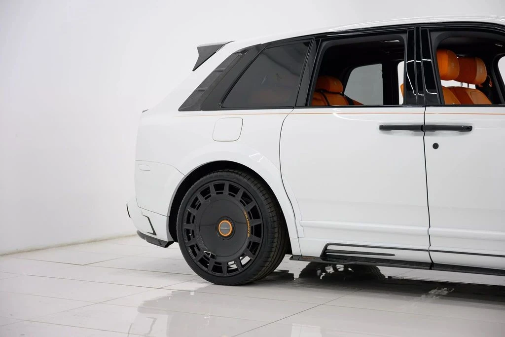 2024 Rolls-Royce Cullinan - Image 9 of 21