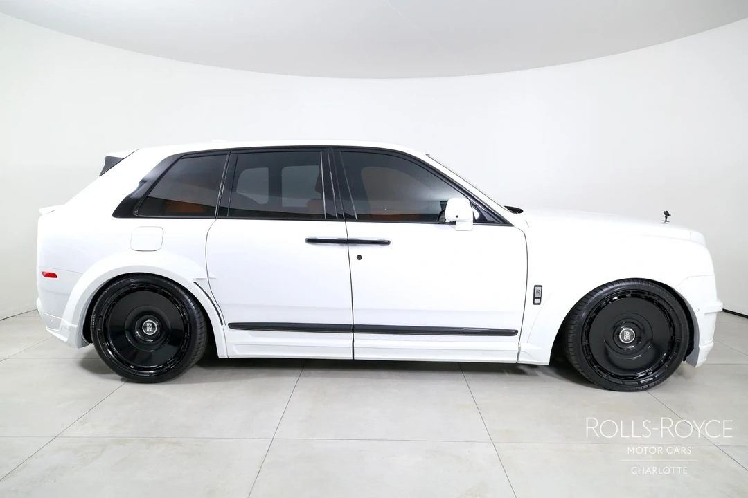 2024 Rolls-Royce Cullinan - Image 10 of 12