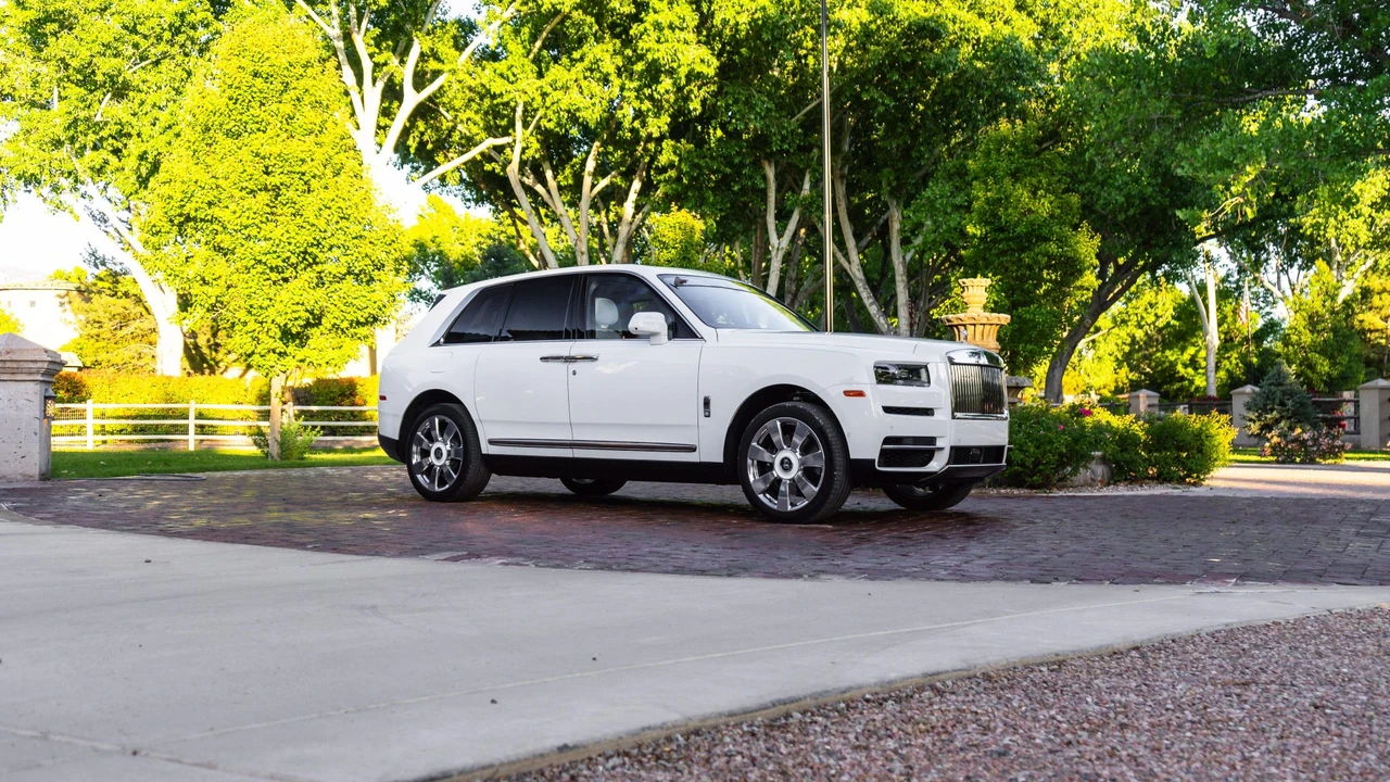 2024 Rolls-Royce Cullinan - Image 3 of 31