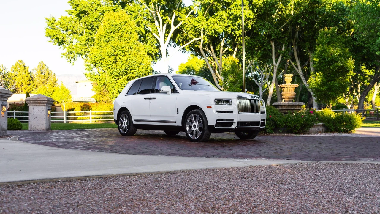 2024 Rolls-Royce Cullinan - Image 4 of 31