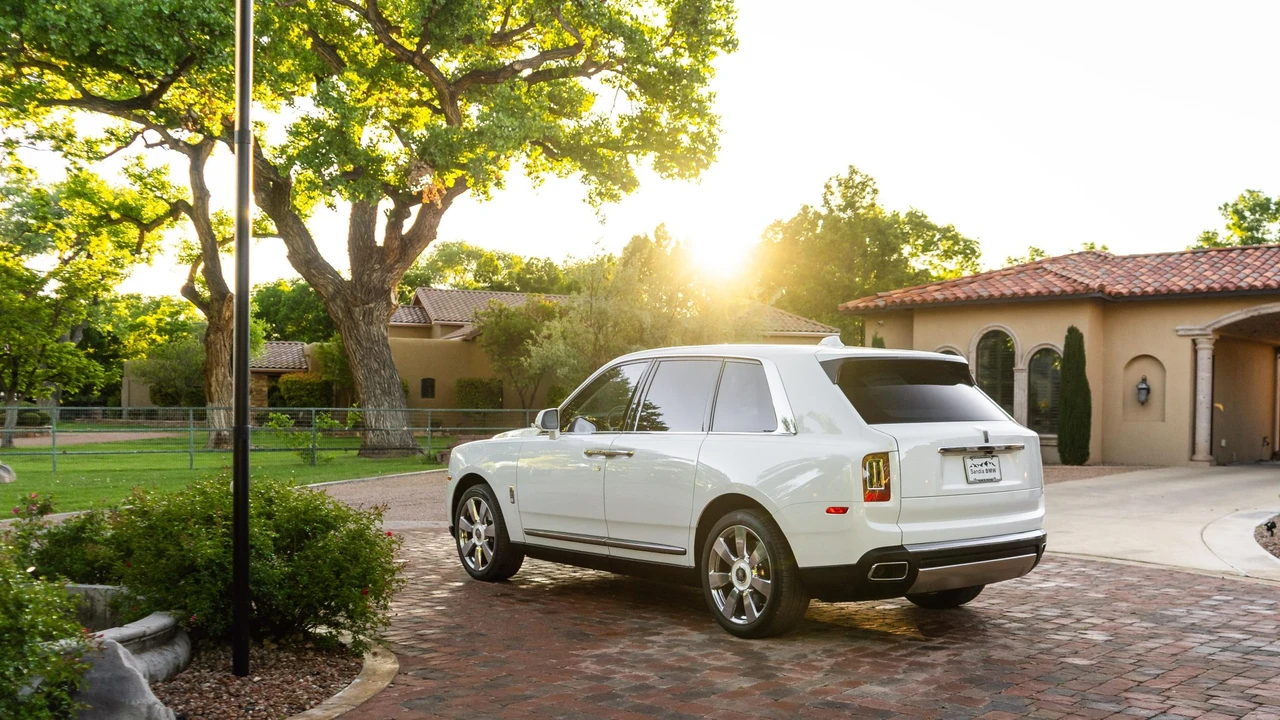 2024 Rolls-Royce Cullinan - Image 13 of 31