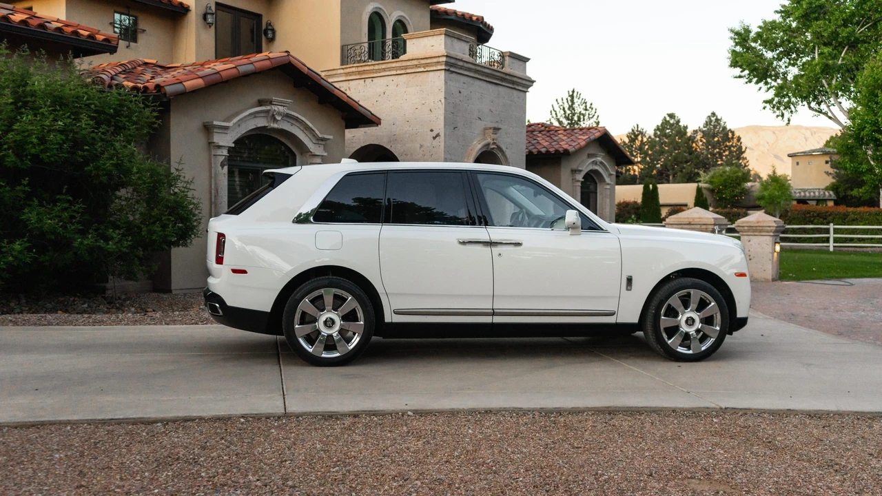 2024 Rolls-Royce Cullinan - Image 31 of 31