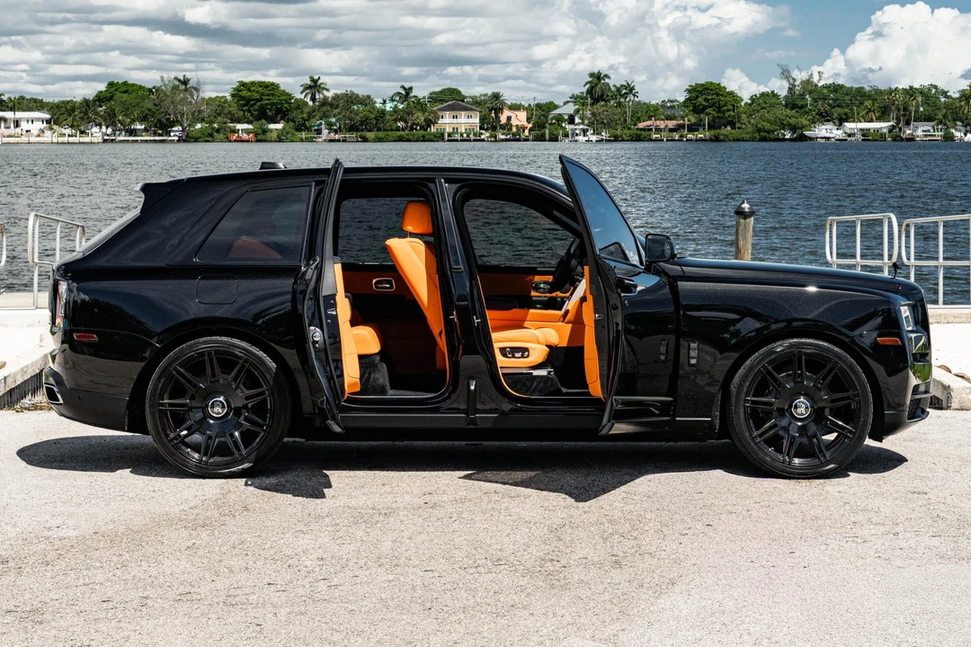2024 Rolls-Royce Cullinan - Image 3 of 31