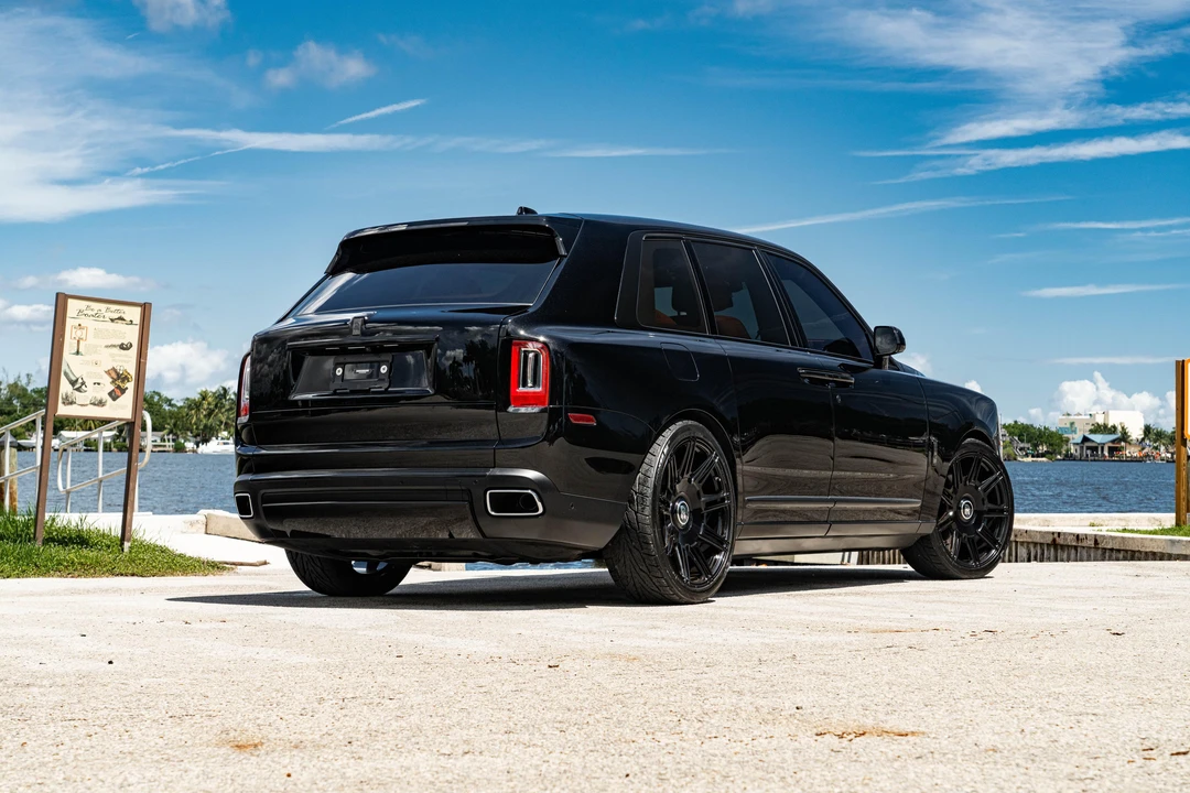 2024 Rolls-Royce Cullinan - Image 14 of 31
