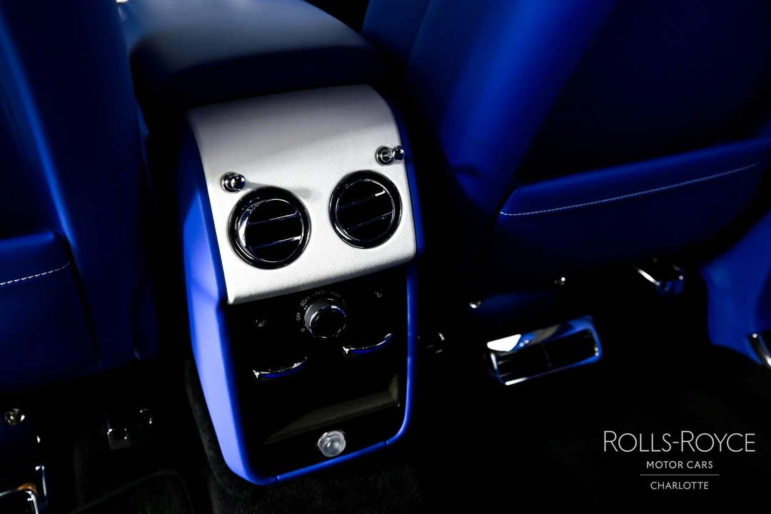 2024 Rolls-Royce Cullinan - Image 28 of 31