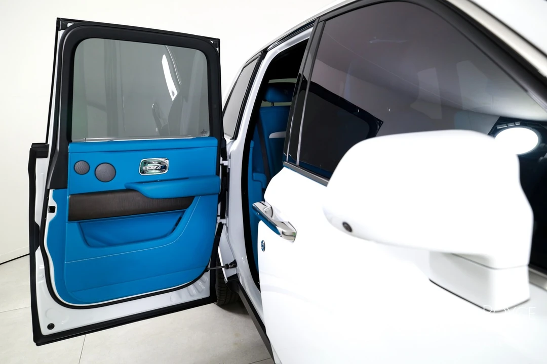 2024 Rolls-Royce Cullinan - Image 28 of 31