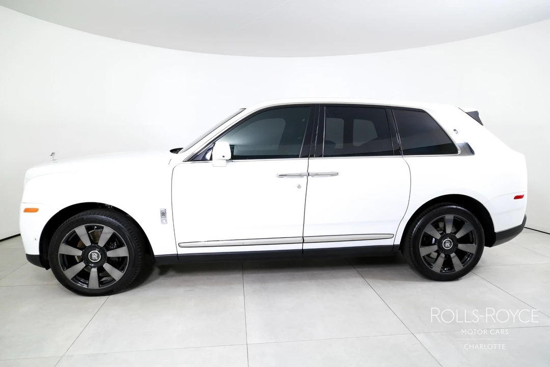 2024 Rolls-Royce Cullinan - Image 3 of 31