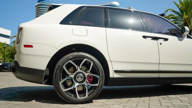 2024 Rolls-Royce Cullinan - Image 15 of 21