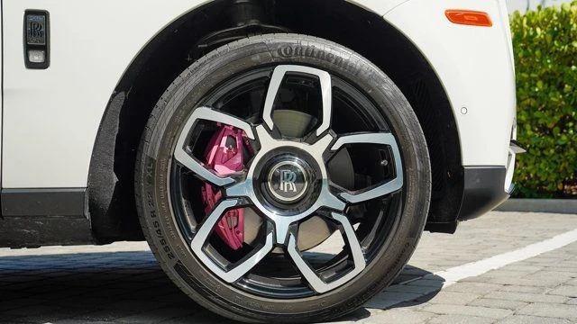 2024 Rolls-Royce Cullinan - Image 13 of 21