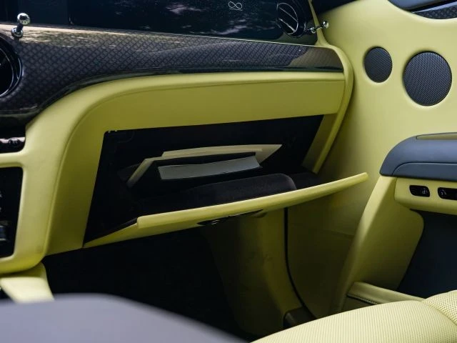 2024 Rolls-Royce Ghost Black Badge 2nd Gen - Image 27 of 31