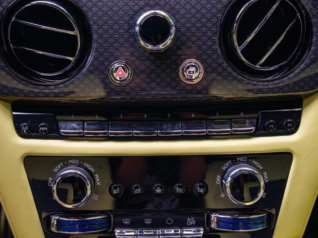 2024 Rolls-Royce Ghost Black Badge 2nd Gen - Image 18 of 21