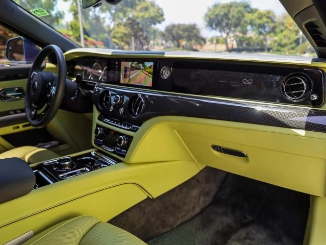 2024 Rolls-Royce Ghost Black Badge 2nd Gen - Image 26 of 31