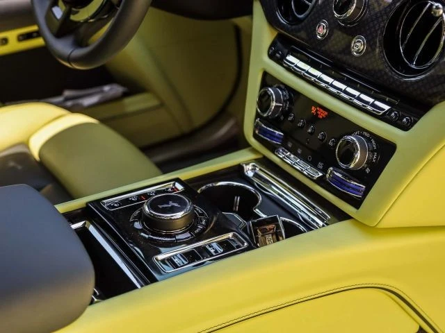 2024 Rolls-Royce Ghost Black Badge 2nd Gen - Image 28 of 31