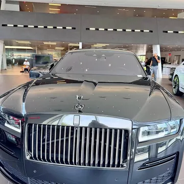 2024 Rolls-Royce Ghost Extended Sedan 4D