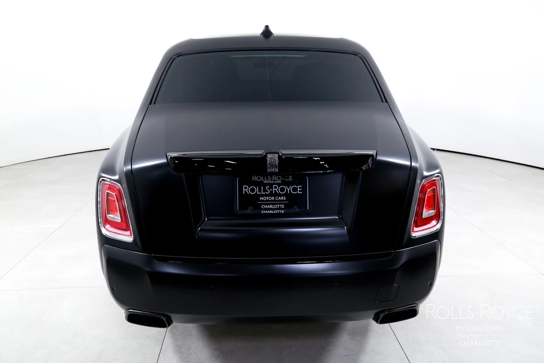 2024 Rolls-Royce Phantom VIII - Image 9 of 12