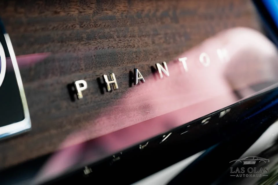 2024 Rolls-Royce Phantom VIII - Image 9 of 10