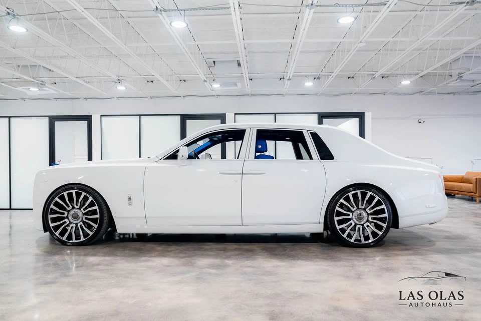 2024 Rolls-Royce Phantom VIII - Image 4 of 10
