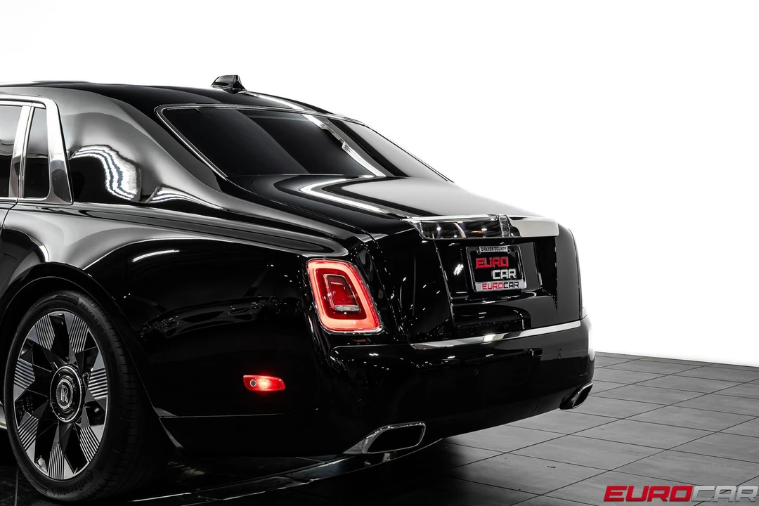 2024 Rolls-Royce Phantom VIII - Image 18 of 31