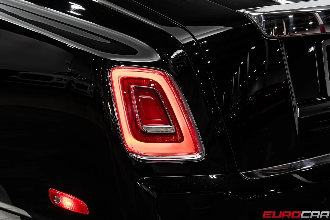 2024 Rolls-Royce Phantom VIII - Image 19 of 31