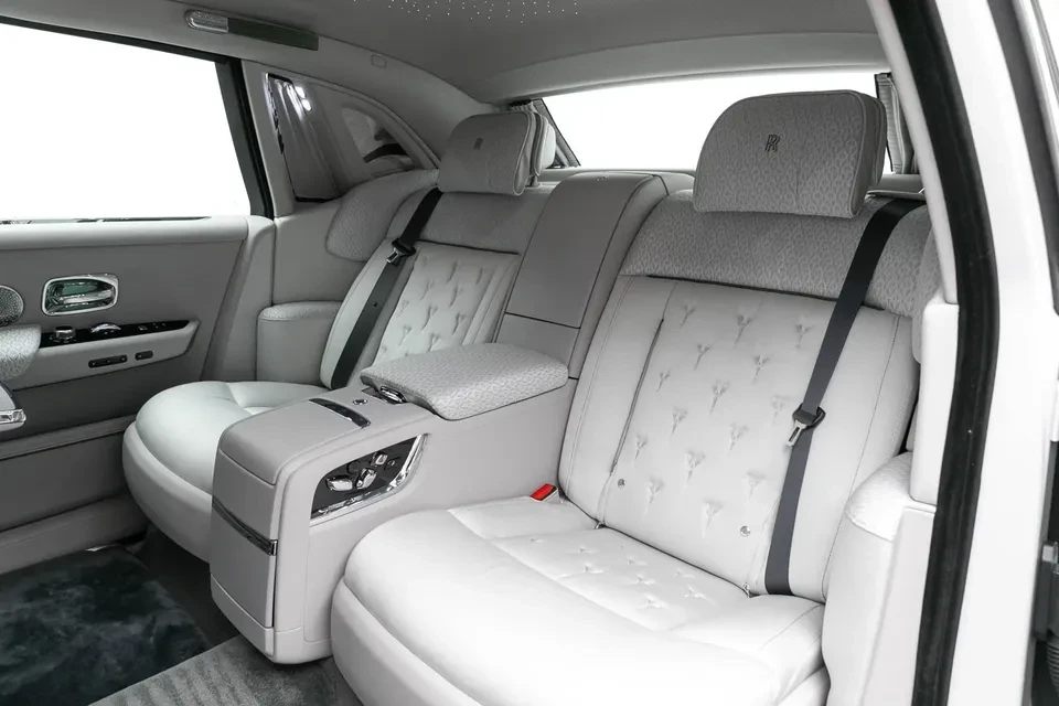 2024 Rolls-Royce Phantom VIII - Image 17 of 20