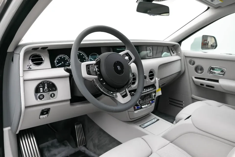 2024 Rolls-Royce Phantom VIII - Image 10 of 20