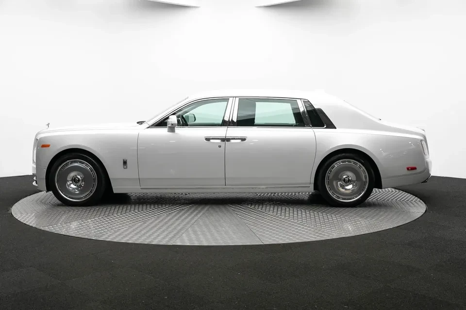 2024 Rolls-Royce Phantom VIII - Image 7 of 20