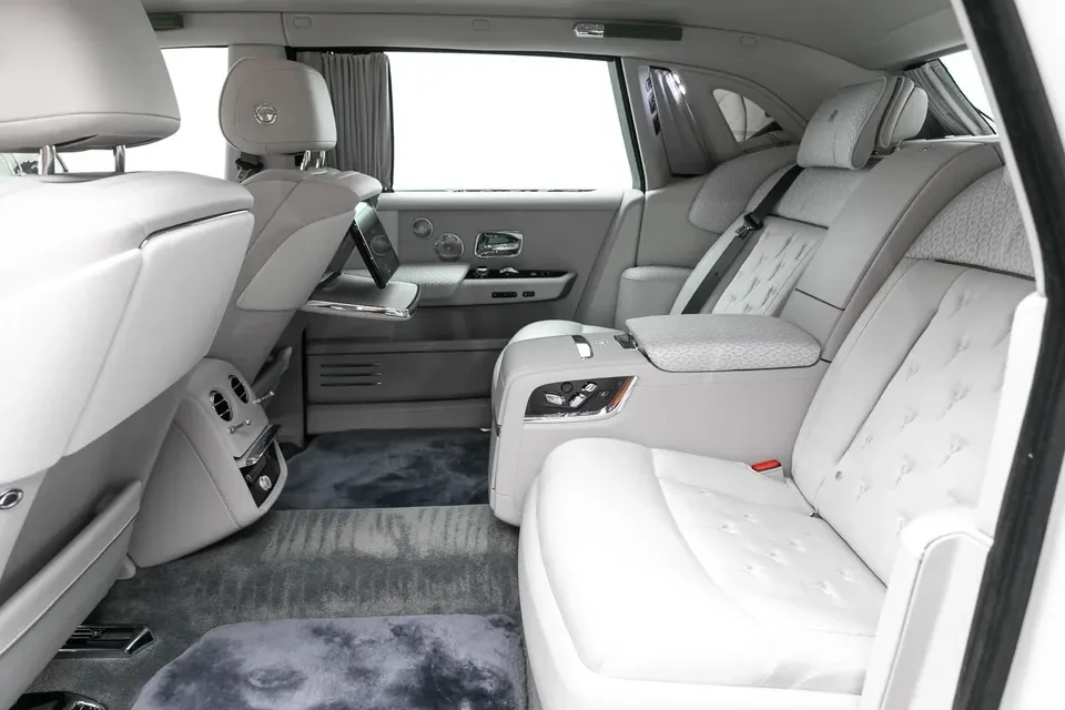 2024 Rolls-Royce Phantom VIII - Image 18 of 20