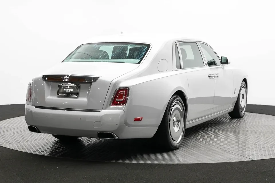 2024 Rolls-Royce Phantom VIII - Image 5 of 20