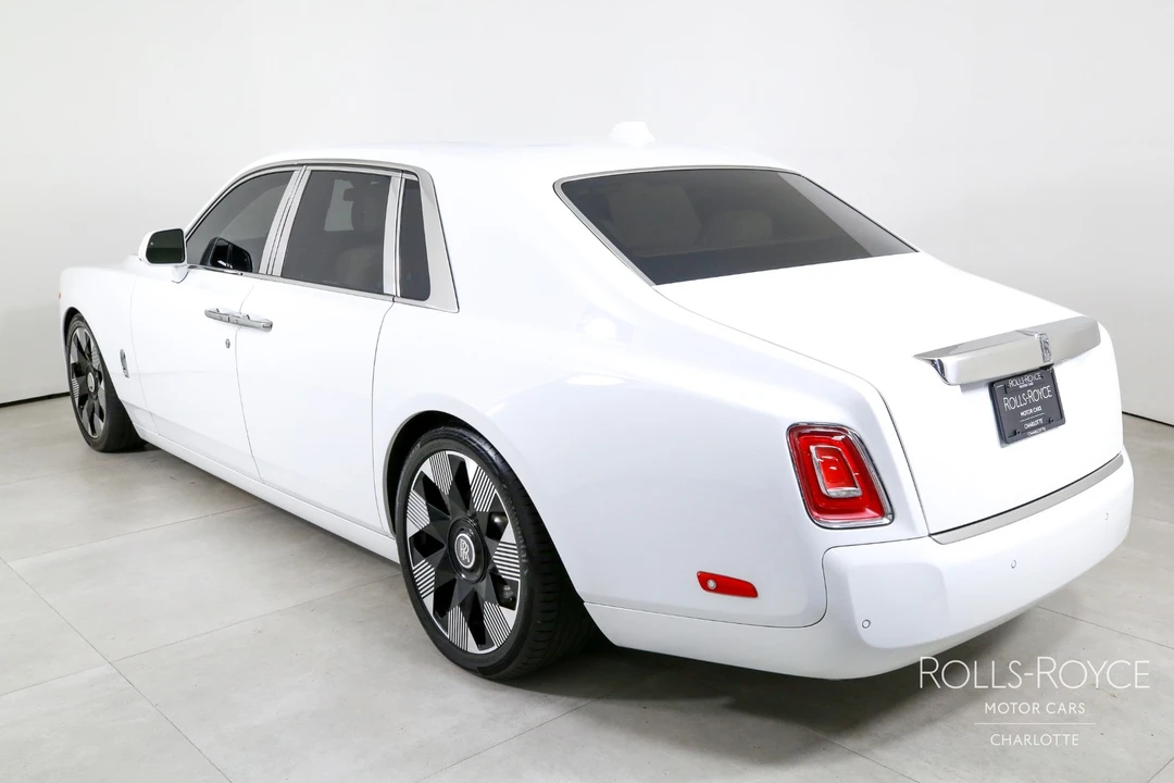 2024 Rolls-Royce Phantom VIII - Image 8 of 12