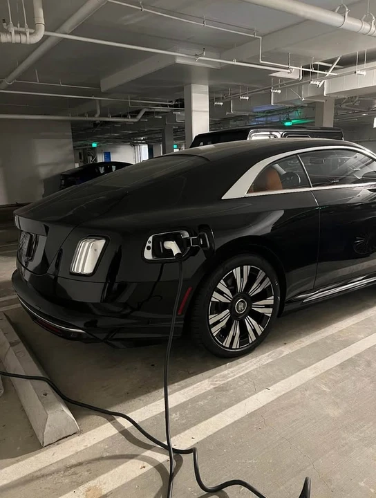 2024 Rolls-Royce Spectre - Image 7 of 8