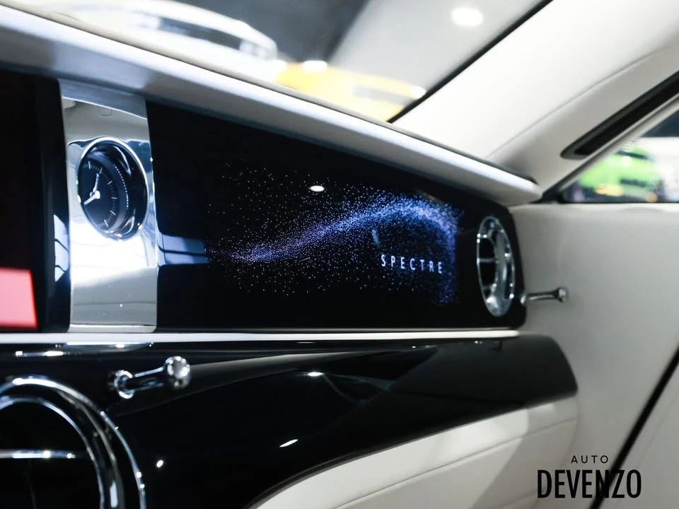 2024 Rolls-Royce Spectre - Image 18 of 19