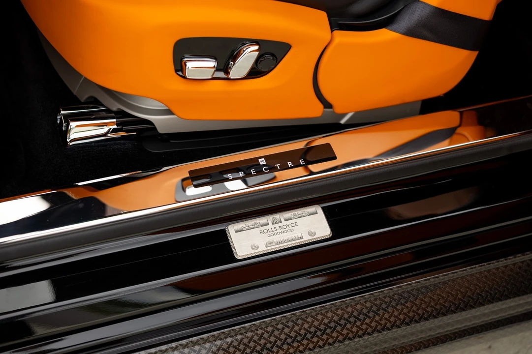 2024 Rolls-Royce Spectre - Image 17 of 31