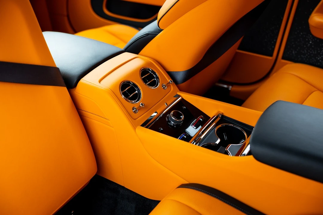 2024 Rolls-Royce Spectre - Image 24 of 31