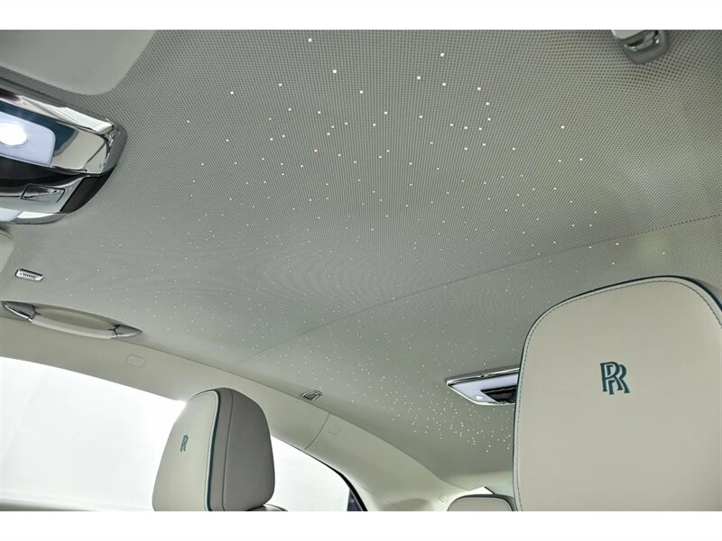 2024 Rolls-Royce Spectre - Image 16 of 31