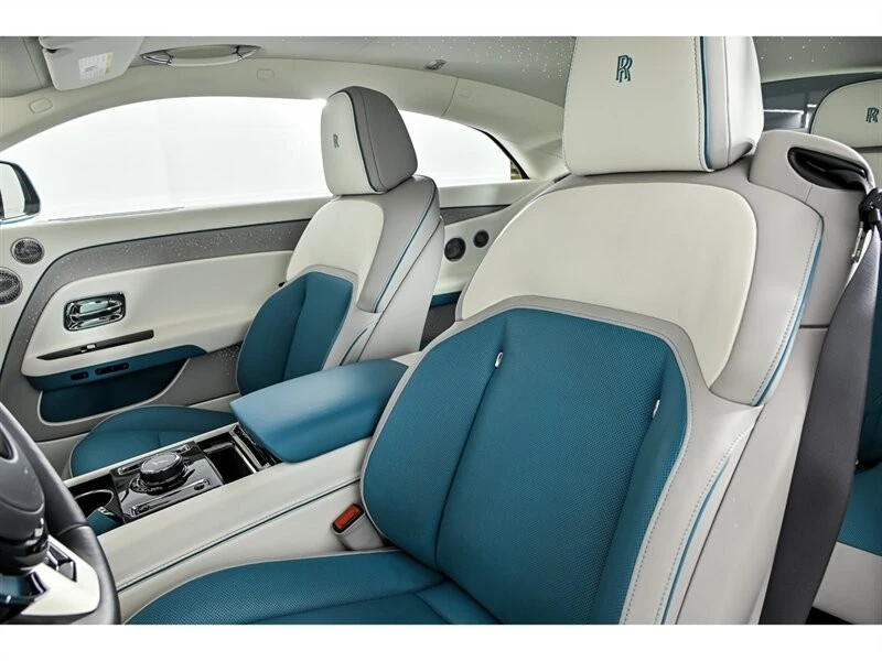 2024 Rolls-Royce Spectre - Image 15 of 31