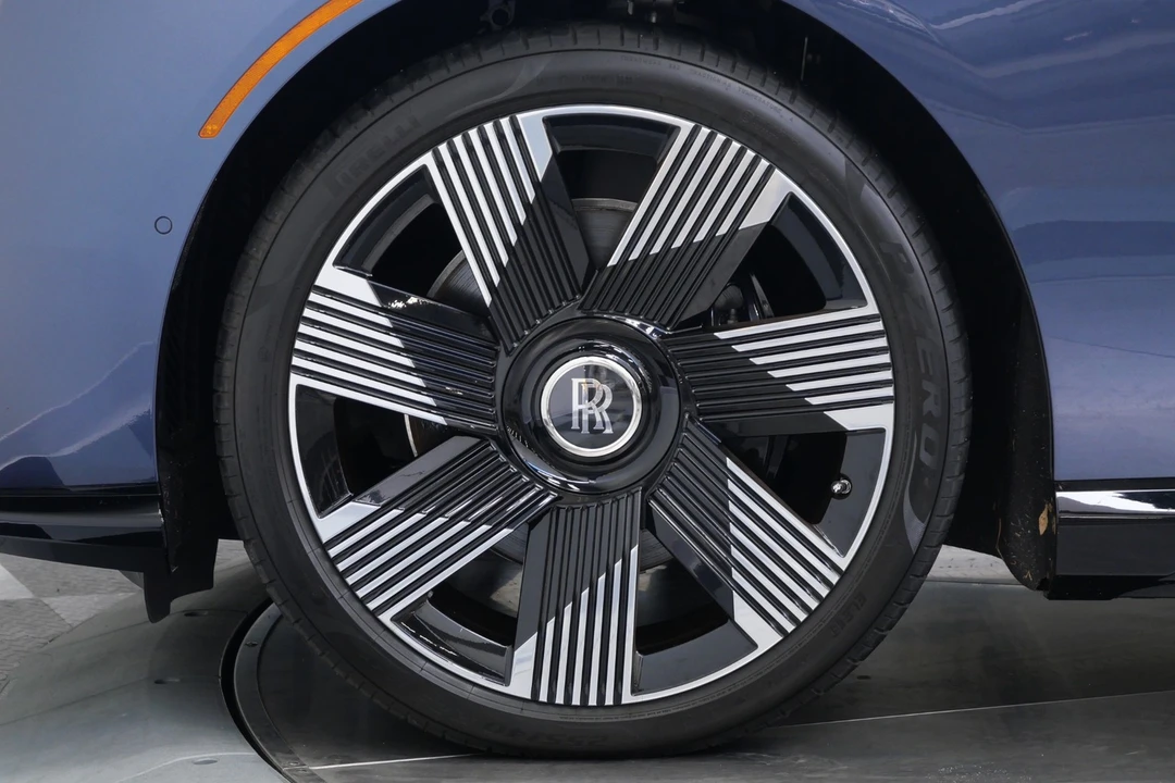 2024 Rolls-Royce Spectre - Image 10 of 12