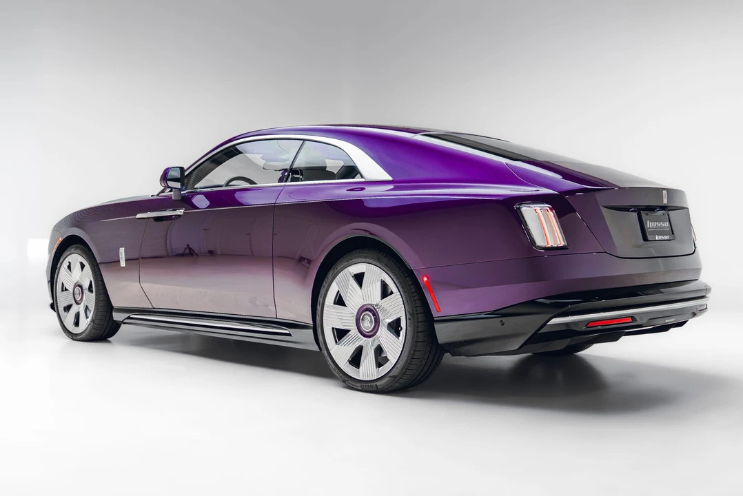 2024 Rolls-Royce Spectre - Image 17 of 31