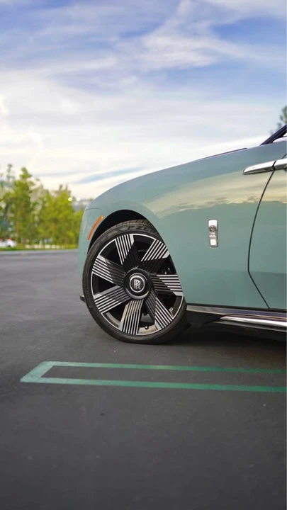 2024 Rolls-Royce Spectre - Image 4 of 12