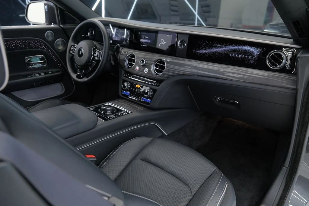 2024 Rolls-Royce Spectre - Image 23 of 31