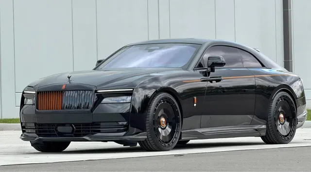 2024 Rolls-Royce Spectre