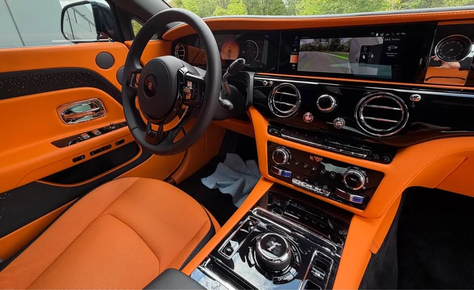2024 Rolls-Royce Spectre - Image 2 of 20