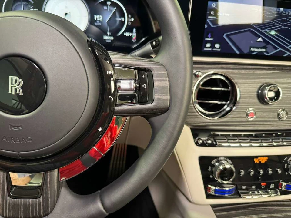 2024 Rolls-Royce Spectre - Image 19 of 31