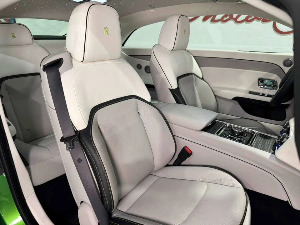 2024 Rolls-Royce Spectre - Image 14 of 31