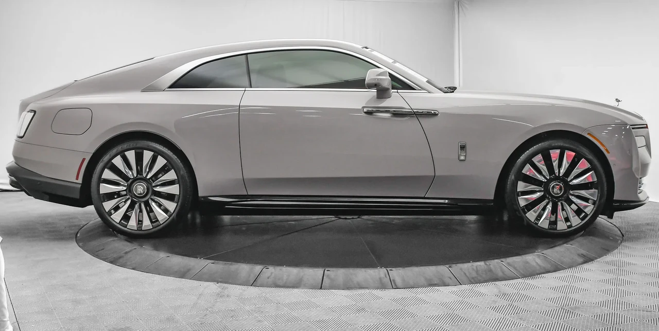 2024 Rolls-Royce Spectre - Image 7 of 31