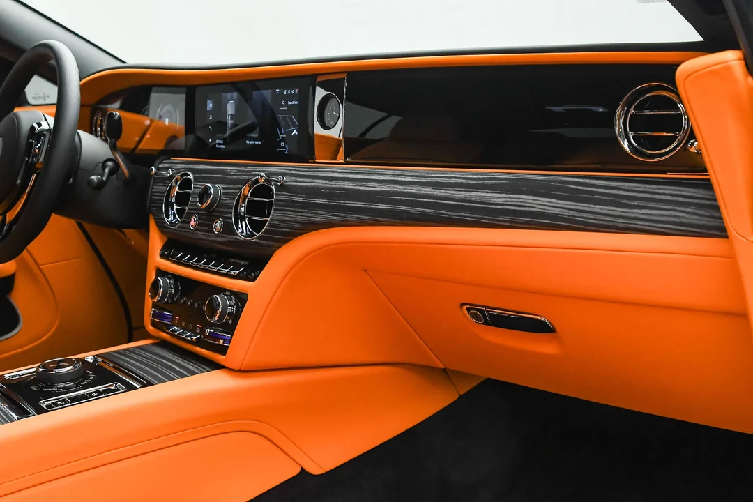 2024 Rolls-Royce Spectre - Image 29 of 31