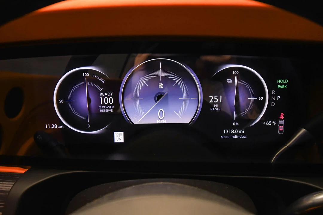 2024 Rolls-Royce Spectre - Image 26 of 31