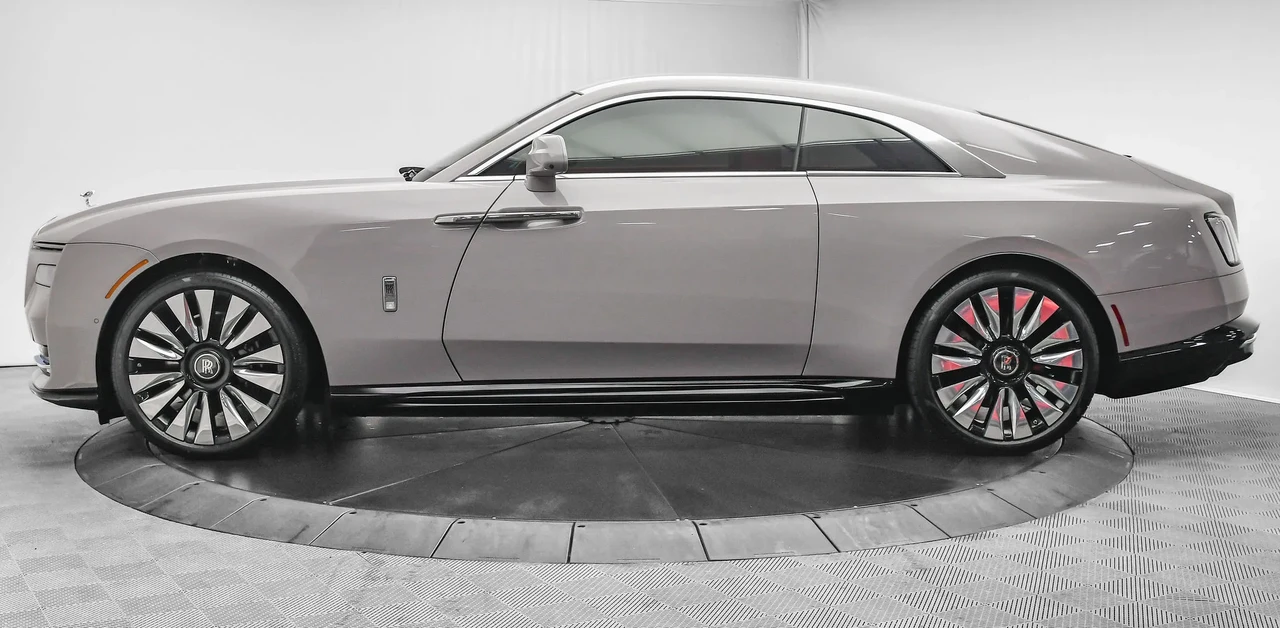 2024 Rolls-Royce Spectre - Image 4 of 31