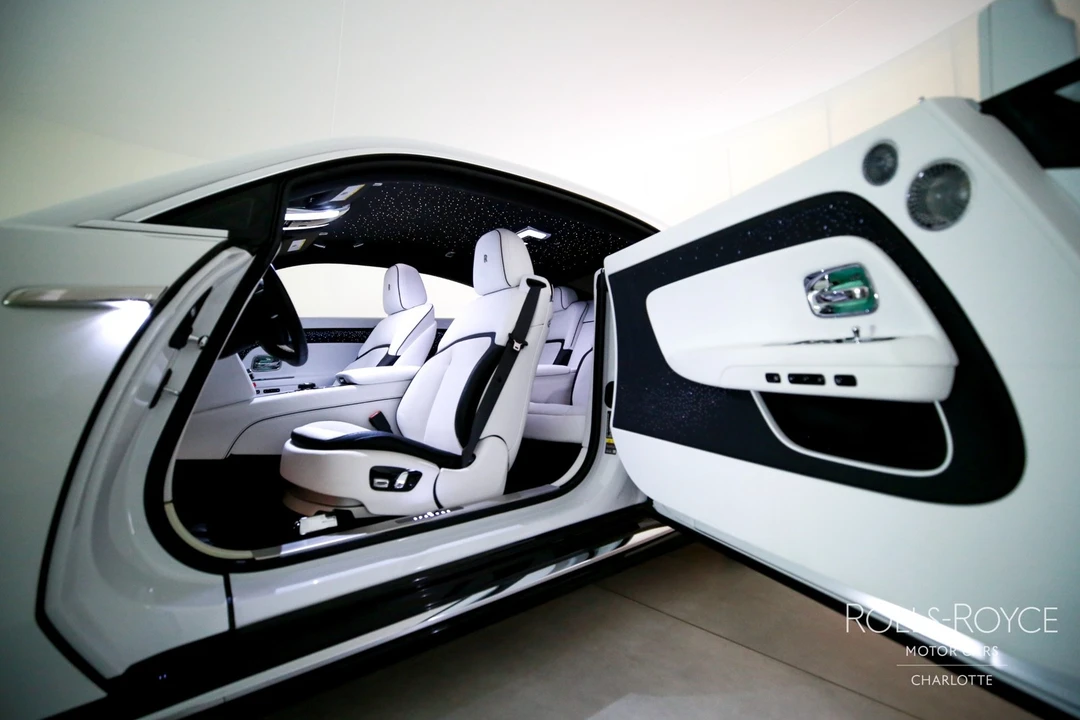2024 Rolls-Royce Spectre - Image 29 of 31