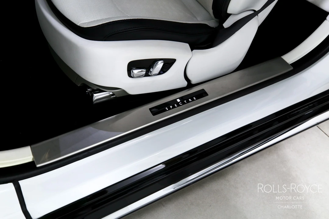 2024 Rolls-Royce Spectre - Image 20 of 31
